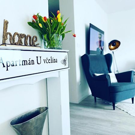 Apartman U Vcelina Chlumec nad Cidlinou Exteriör bild